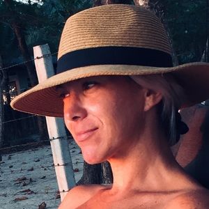 Meet your Posher, Marie